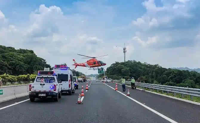 丘北高速公路汽车救援案例